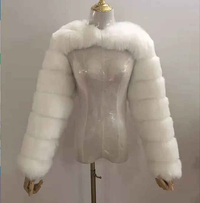 Fashionable Autumn And Winter Women's Cape Fur Coat