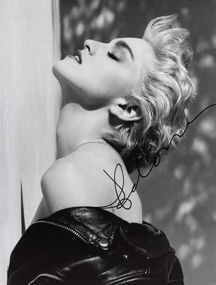 MADONNA Signed Photo Poster paintinggraph - Rock / Pop Singer / Vocalist - preprint