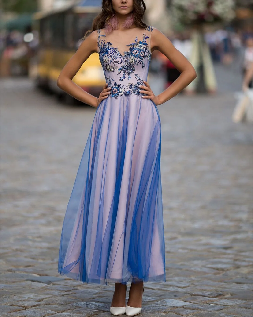 Women's Sleeveless Blue Embroidered Dress