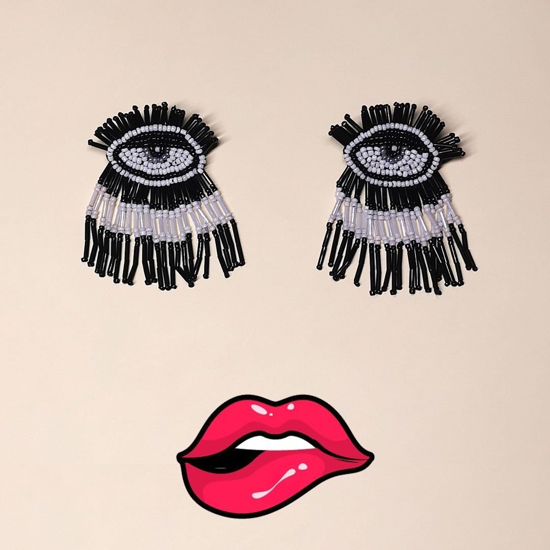 Eye Shaped Earrings - AW7013