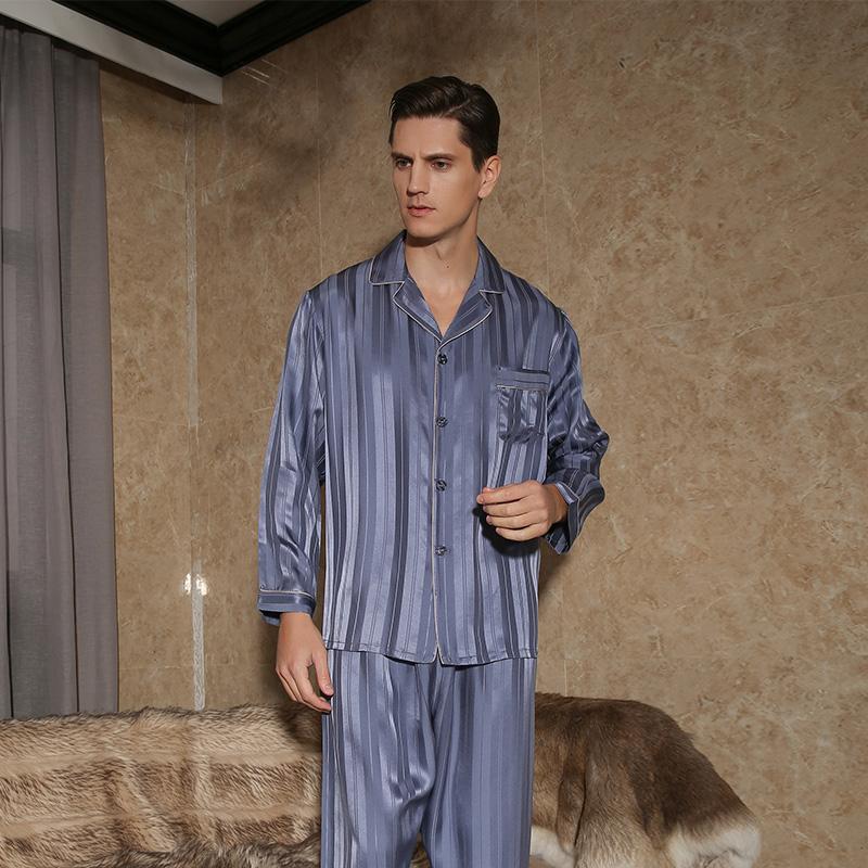 22 MOMME Pyjama luxieux à manches longues et rayures pour homme 3