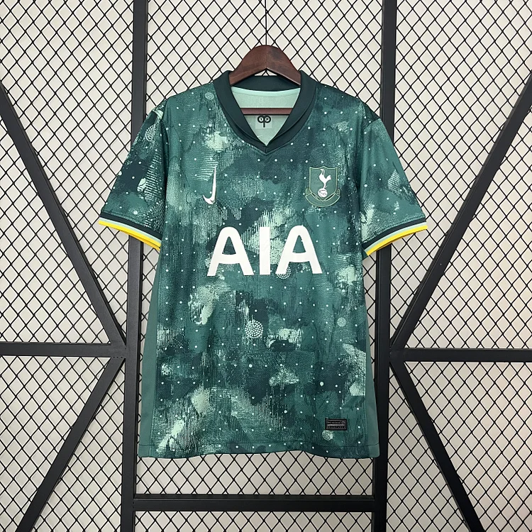 2024/25 Tottenham Hotspur second away kit.