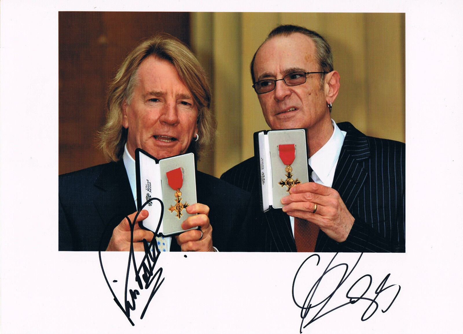 Status Quo Francis Rossi & Rick Parfitt genuine autographs 8x12