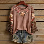 Women's Rose Floral Casual Pattern T-shirt - Image 2