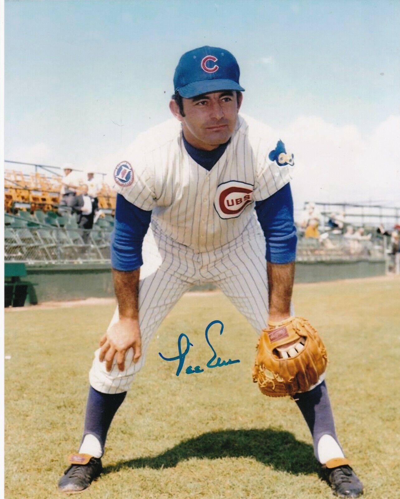 LEE ELIA CHICAGO CUBS ACTION SIGNED 8x10