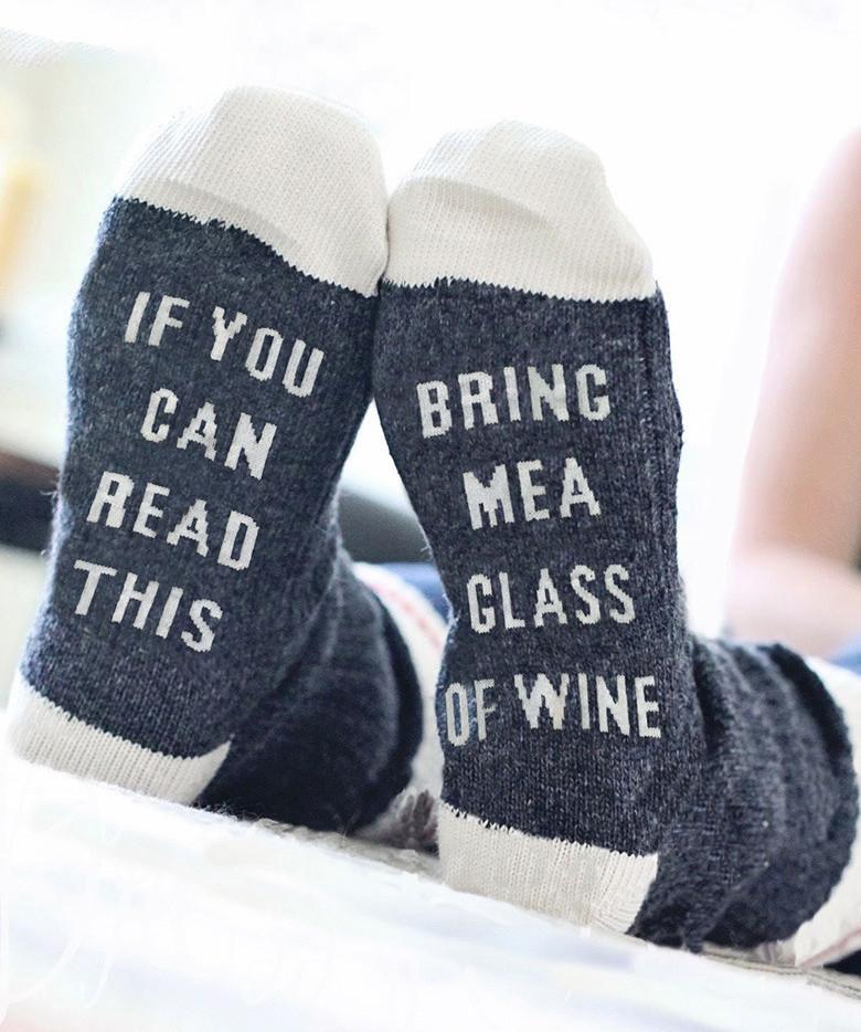  thdmladies If You Can Read This, Bring Me a Glass of Wine Socks thedmladies