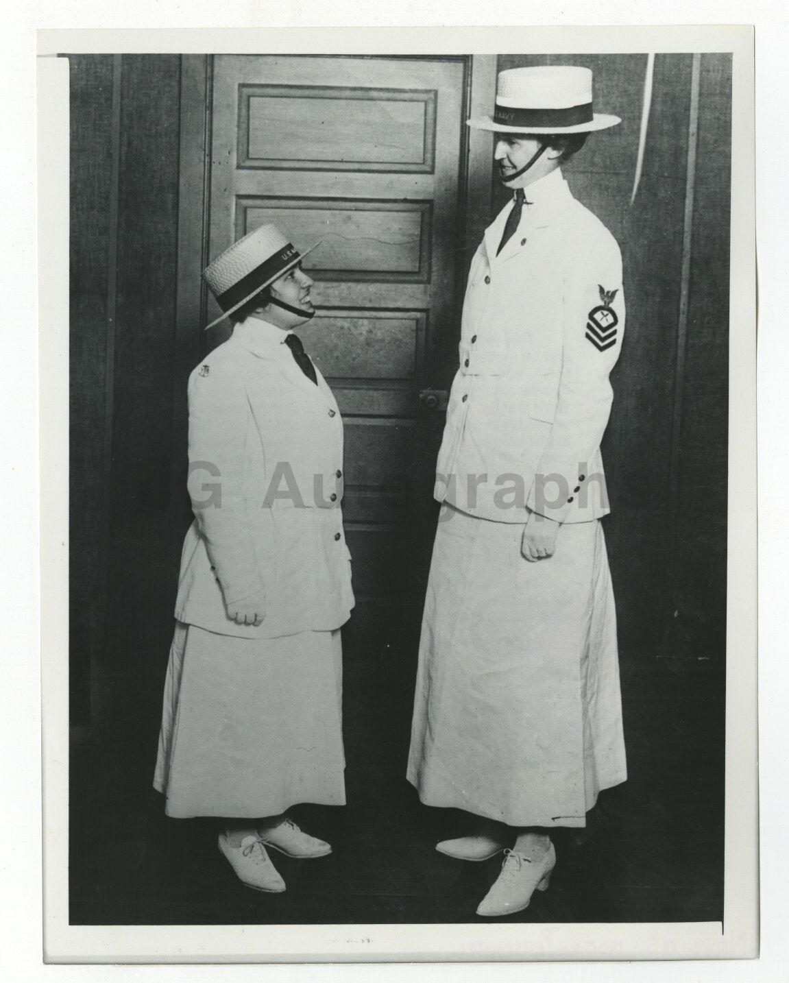 United States Navy - Vintage Publication 7x9 Photo Poster painting - Female Personnel - 1919