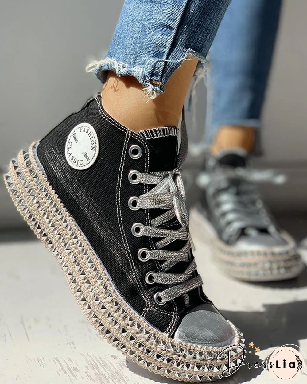 Leopard Rivet Embellished  Lace-Up Sneakers