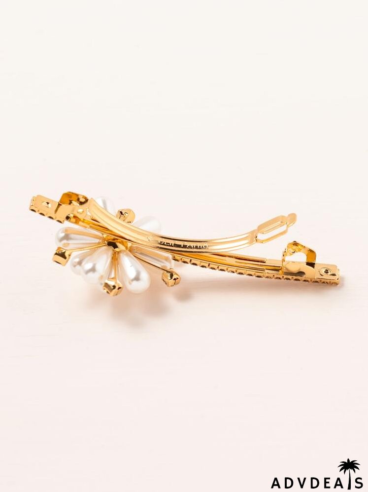 Faux Pearl Flower Decor Hair Clip