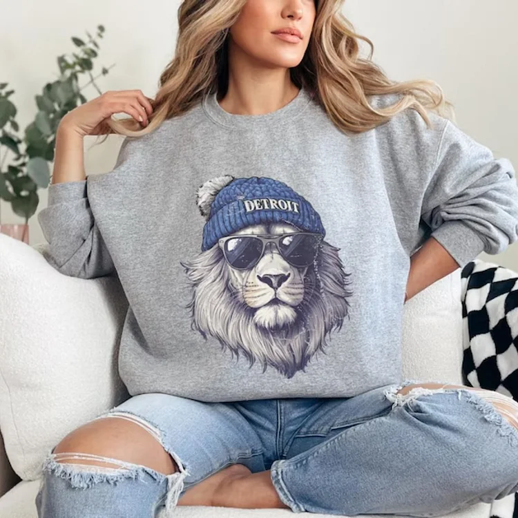Football Spirit Animal Sweater, Custom Spirit Animal Football Graphic Sweatshirt, Vintage Mascot Pullover, Game Day City Unisex Sweatshirt Hoodie T-Shirt
