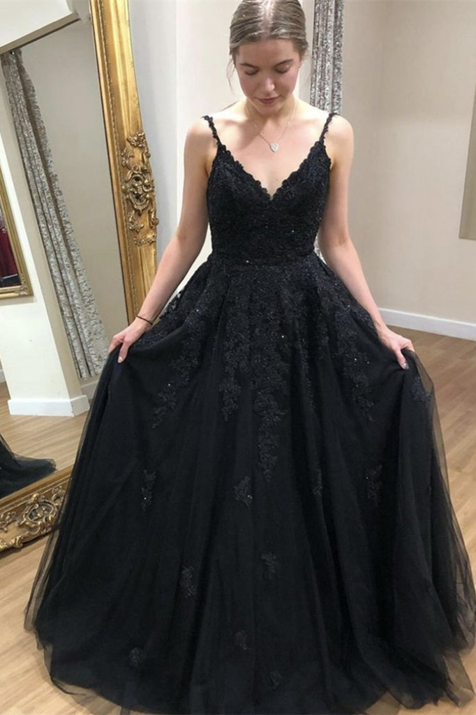 Fabulous Black Spaghetti-Straps Prom Dress Long With Appliques