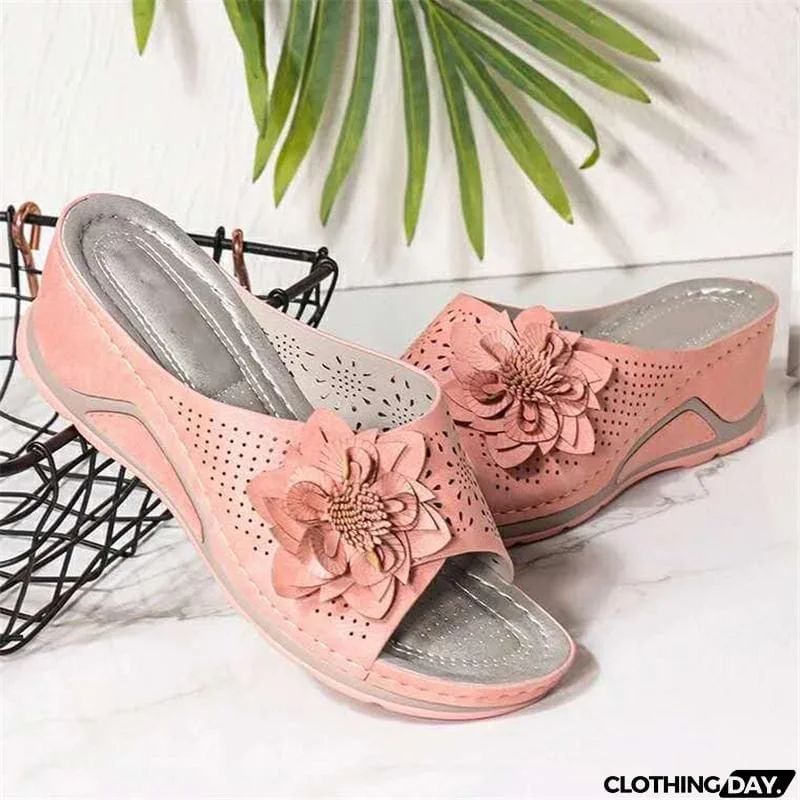 Women's Cute Soft Footbed Floral Deco Cutout Non-Slip Wedge Slippers