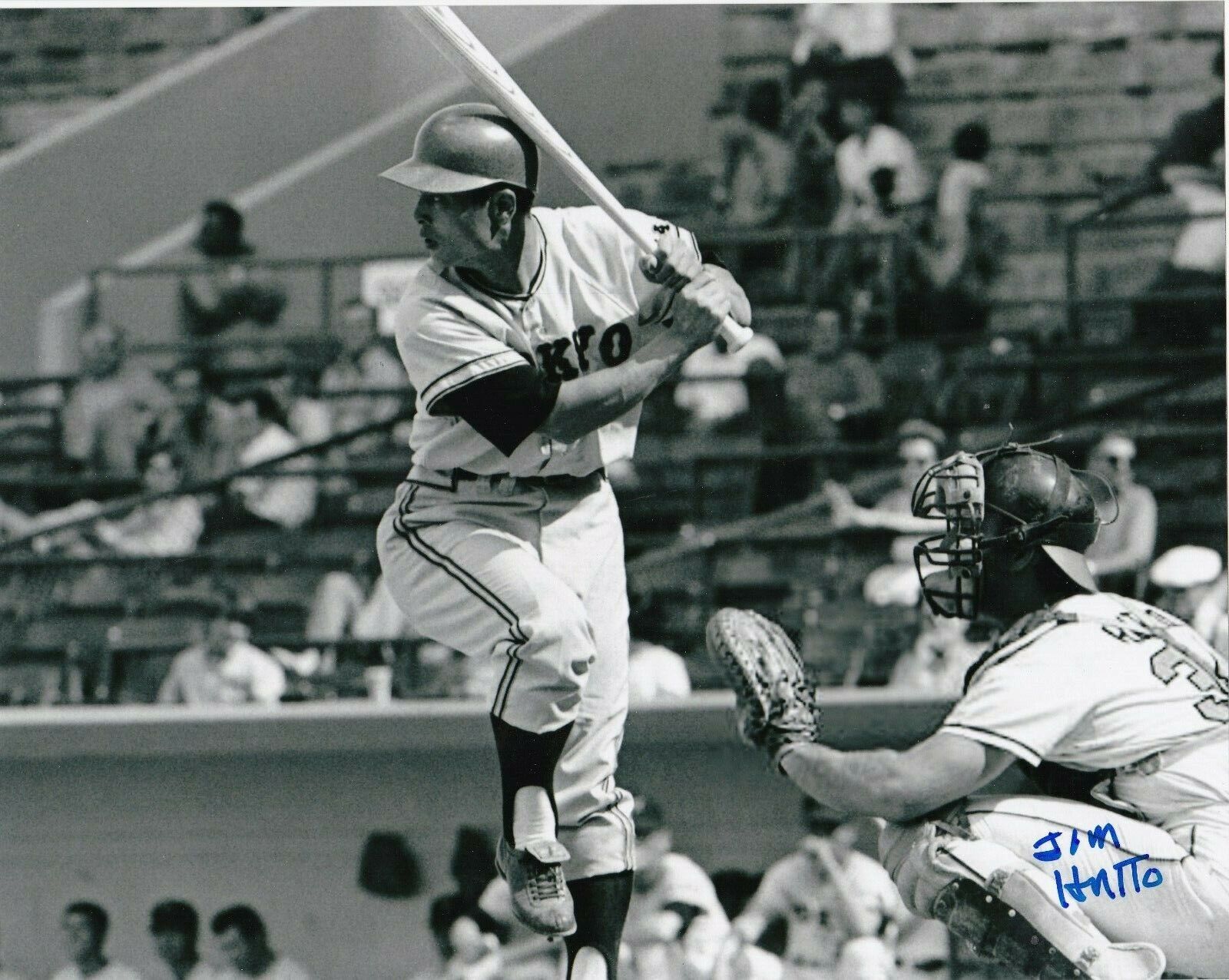 JIM HUTTO BALTIMORE ORIOLES W/ SADAHARU OH ACTION SIGNED 8x10