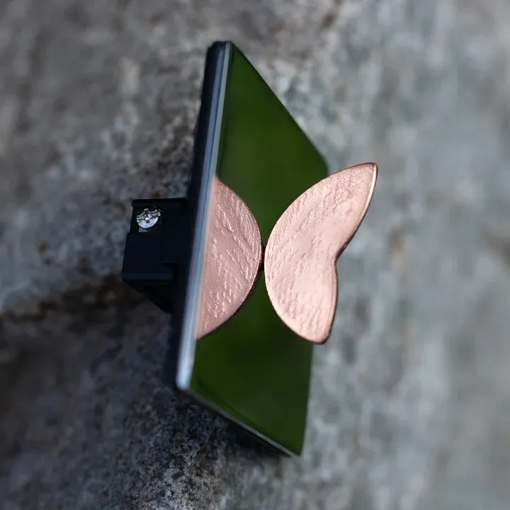 BUTTERFLY FLAP SWITCH