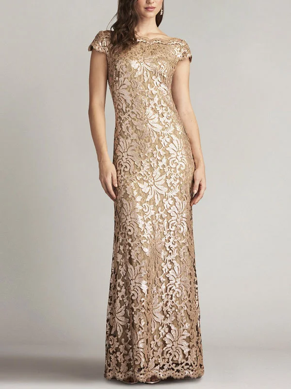 Scalloped Lace Trimmed Demure Women's Gowns