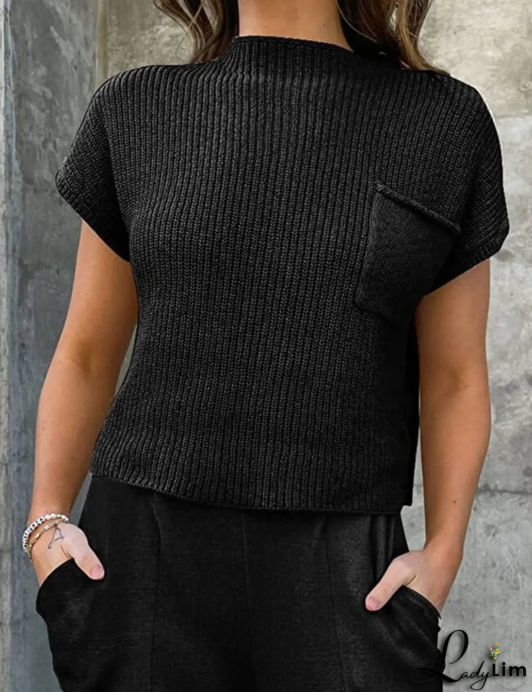 Effortless and Chic general Vest