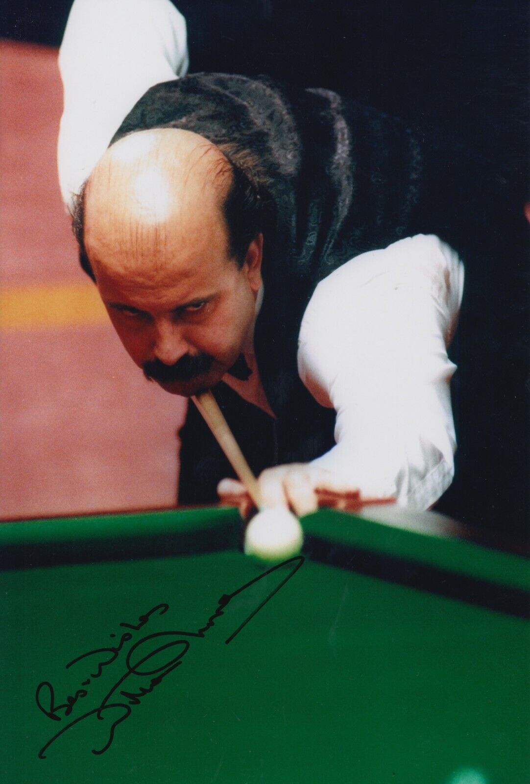 Willie Thorne Hand Signed 12x8 Photo Poster painting - Snooker Autograph.