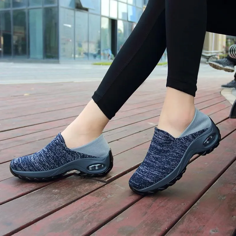 Woman Vulcanize Shoes 2021 Ladies Platform Sneakers Flat Shoes Light Fashion Breathable Mesh Socks Sport Shoes Soft House Shoes