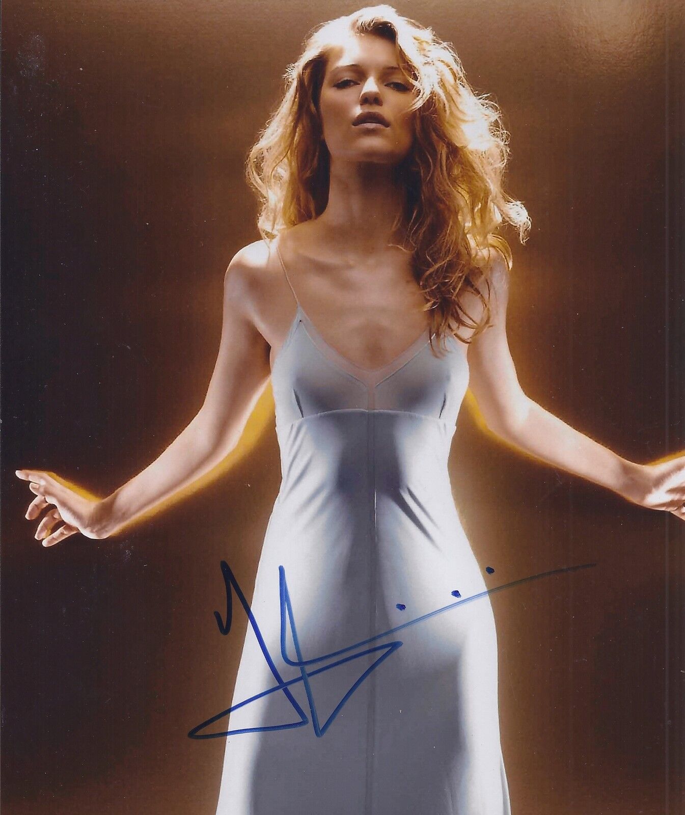 IVANA MILICEVIC SIGNED 007 JAMES BOND 8x10 Photo Poster painting 1 - UACC & AFTAL RD AUTOGRAPH