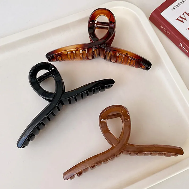 Oversized Cross Hair Clip Claw