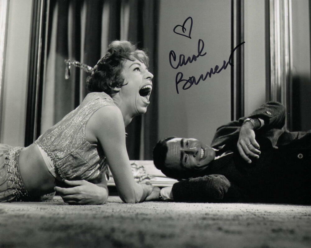 CAROL BURNETT SIGNED AUTOGRAPH 8X10 Photo Poster painting - SHOW, COMEDY LEGEND, W/ ROD STERLING