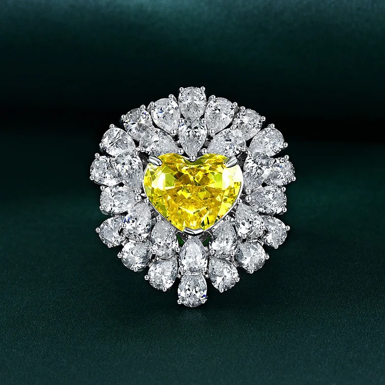 Heart-shaped 10*12 ice flower cut 10 carat full diamond ring red, yellow, blue and green optional