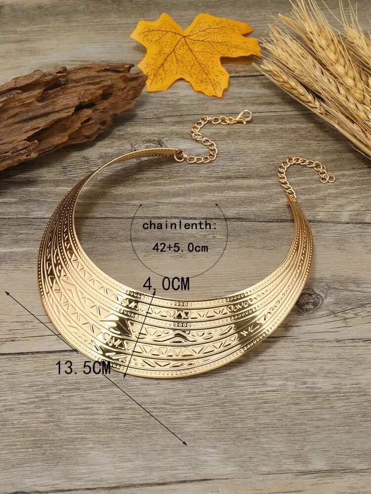 Geo Embossed Necklace