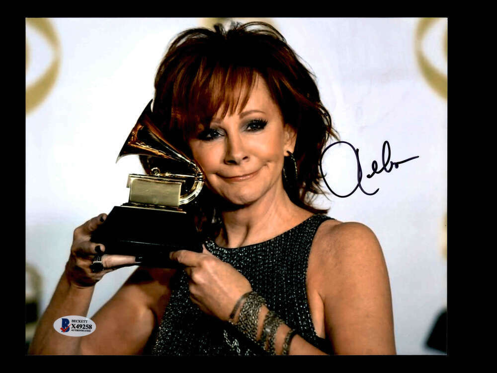 Reba McEntire Bas Beckett Coa Signed 8x10 Photo Poster painting Autograph