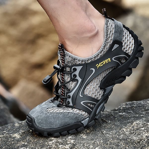 Men's Mesh Breathable Hollow Wading Sneakers