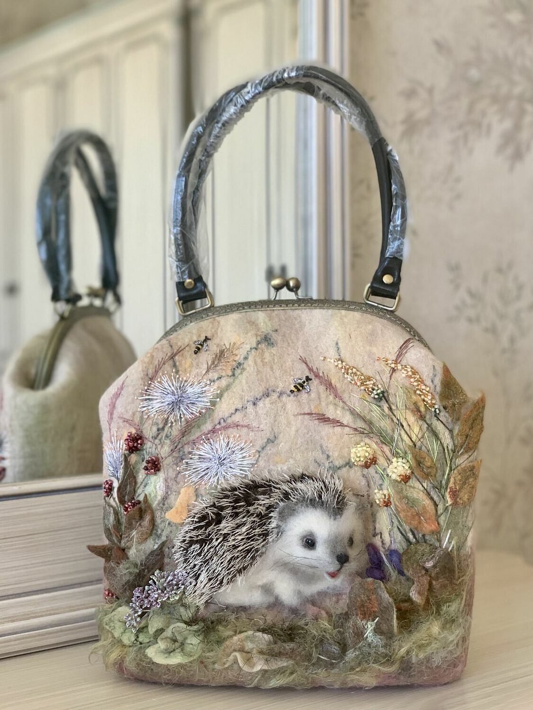 Handbag “Where does the hedgehog live? Here)"