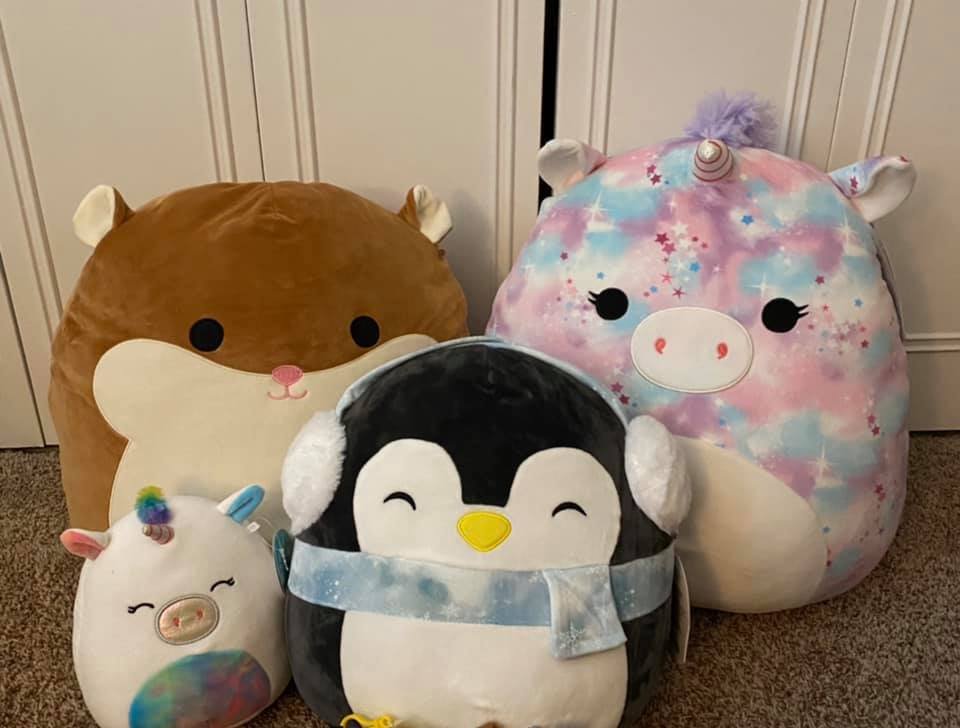 squishmallow penguin luna