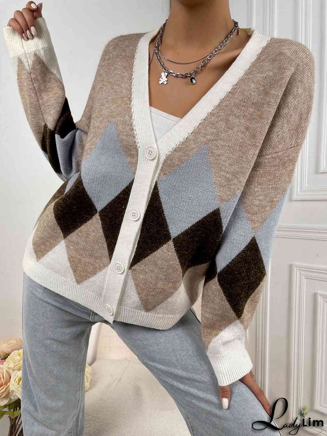 Casual and Effortless Cardigan