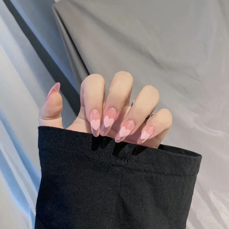 24pcs/Set Pretty Pink Fake Nails Round Pearls Heart Pattern Wedding Bride Press On Nails with Glue Beauty Manicure Full Tips-Nail Inspo