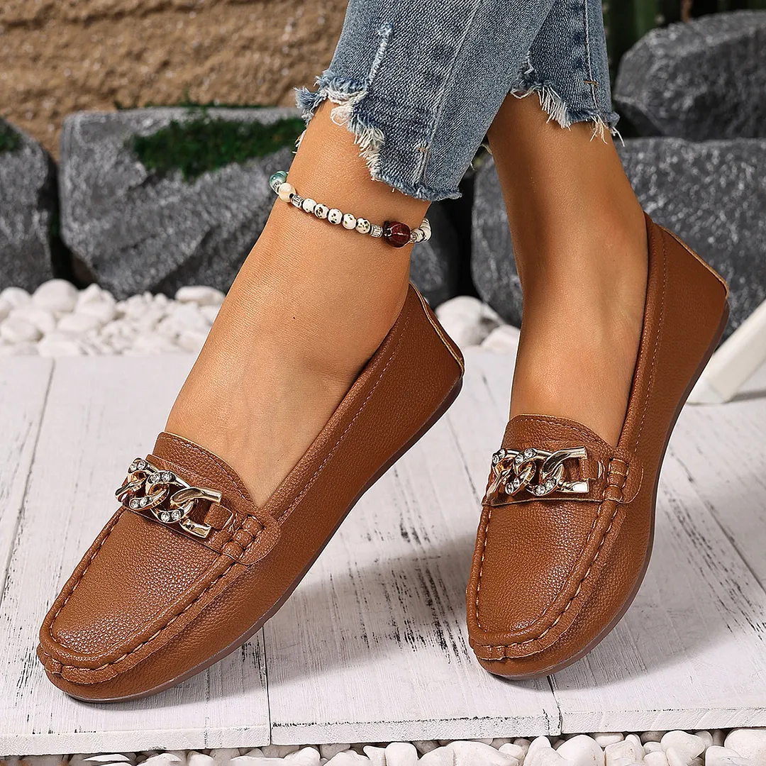 Breakj Breakj And Autumn New Bean Shoes Women's Version Of The Round Head Low Metal Chain Casual Mother Singles Women For A Long Time