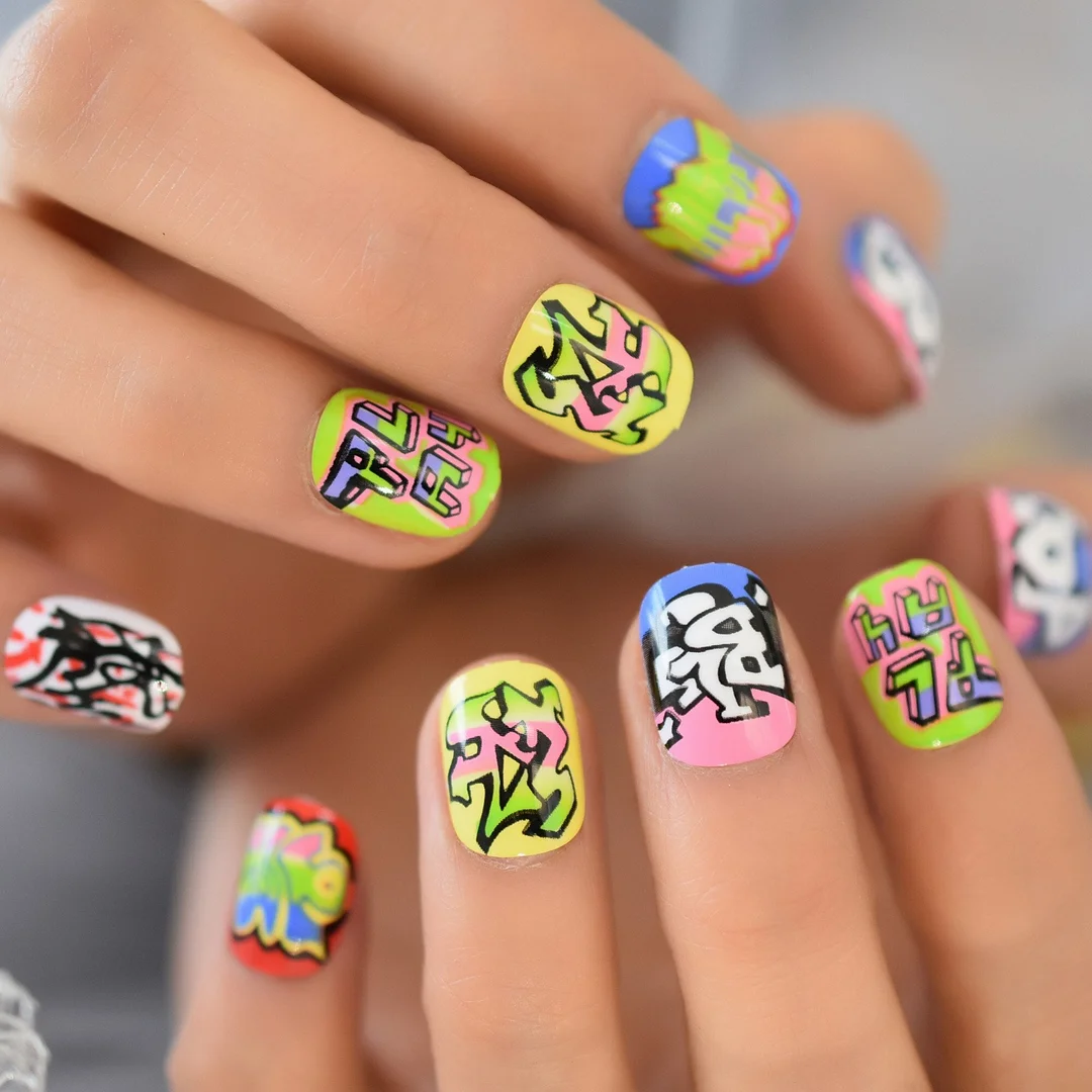 24 PCS Short Edge Glitter Zebra Nail Art Fake Nails Tips Full Cover Fashion Nail Foil Pink Crazy Press On Nails-Nail Inspo