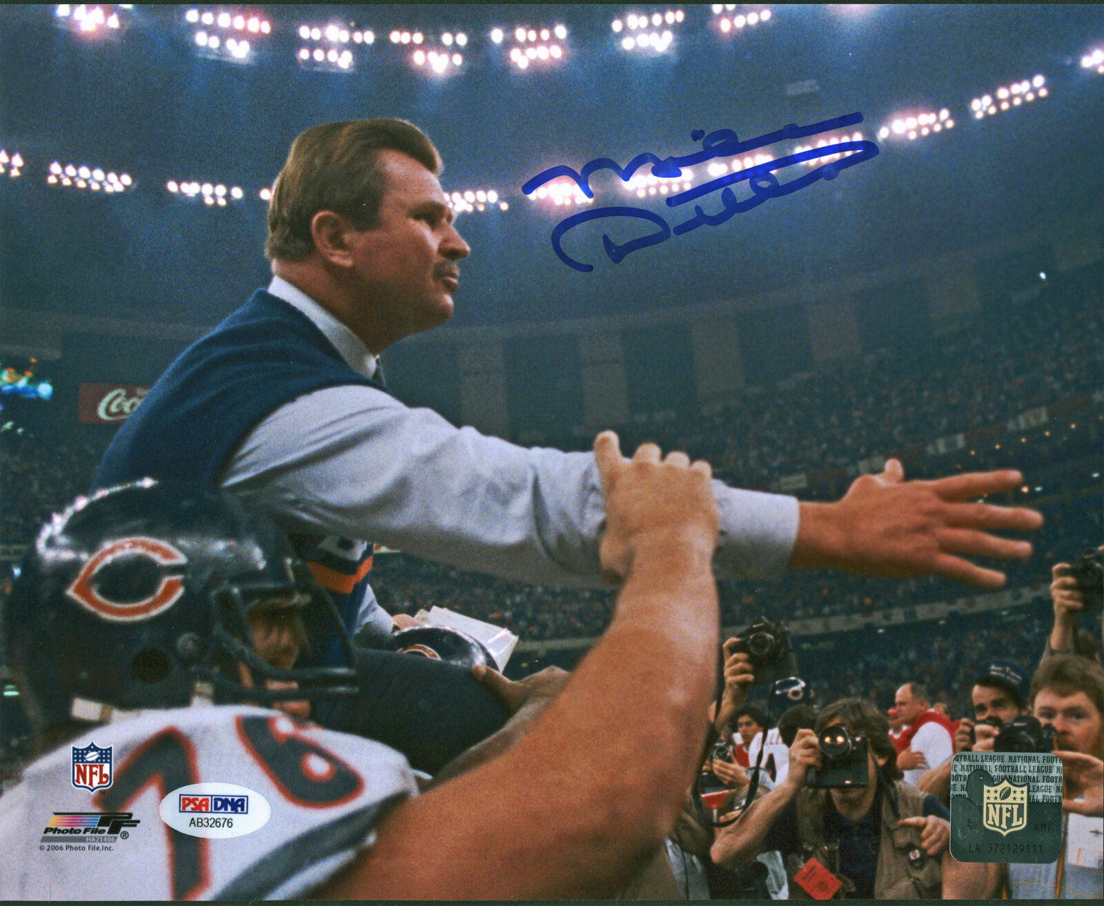 Bears Mike Ditka Authentic Signed 8x10 Photo Poster painting Autographed PSA/DNA #AB32676