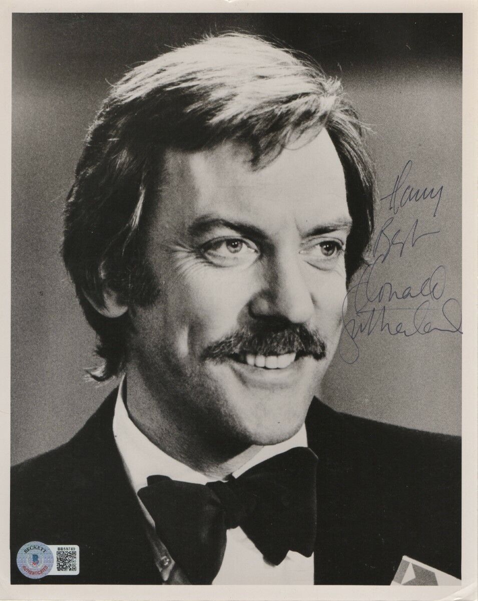 Donald Sutherland Signed Autographed 8X10 Photo Poster painting Vintage Tuxedo BAS BB59749