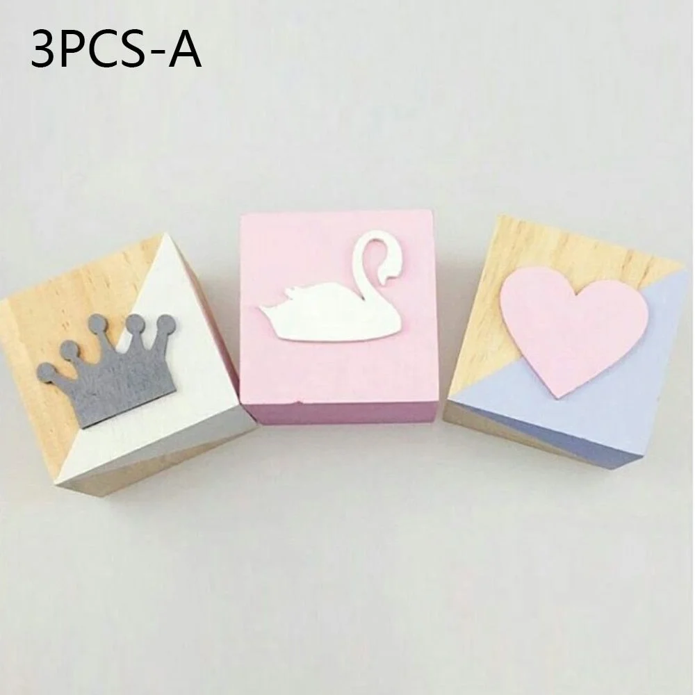 3Pcs Original Pine Wooden Swan Crown Heart Square Blocks Set Decorations For Baby Room Decal Thing Baby Room Toy Cute Decorative