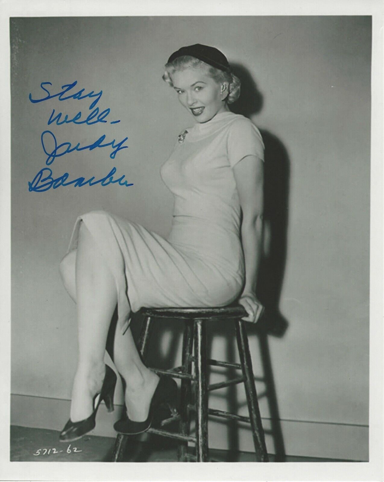 JUDY BAMBER SIGNED AUTHENTIC 8x10 Photo Poster painting SEXY BLONDE ACTRESS BOMBSHELL w/COA