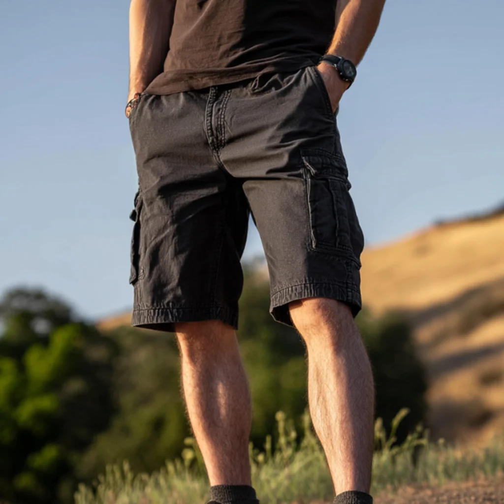 Casual Black Cargo Shorts for Outdoor Adventures