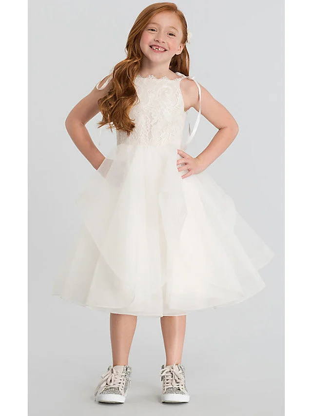 Daisda A-Line Sleeveless Scalloped Neckline Flower Girl Dresses Lace Satin Tulle  With Tier  Solid