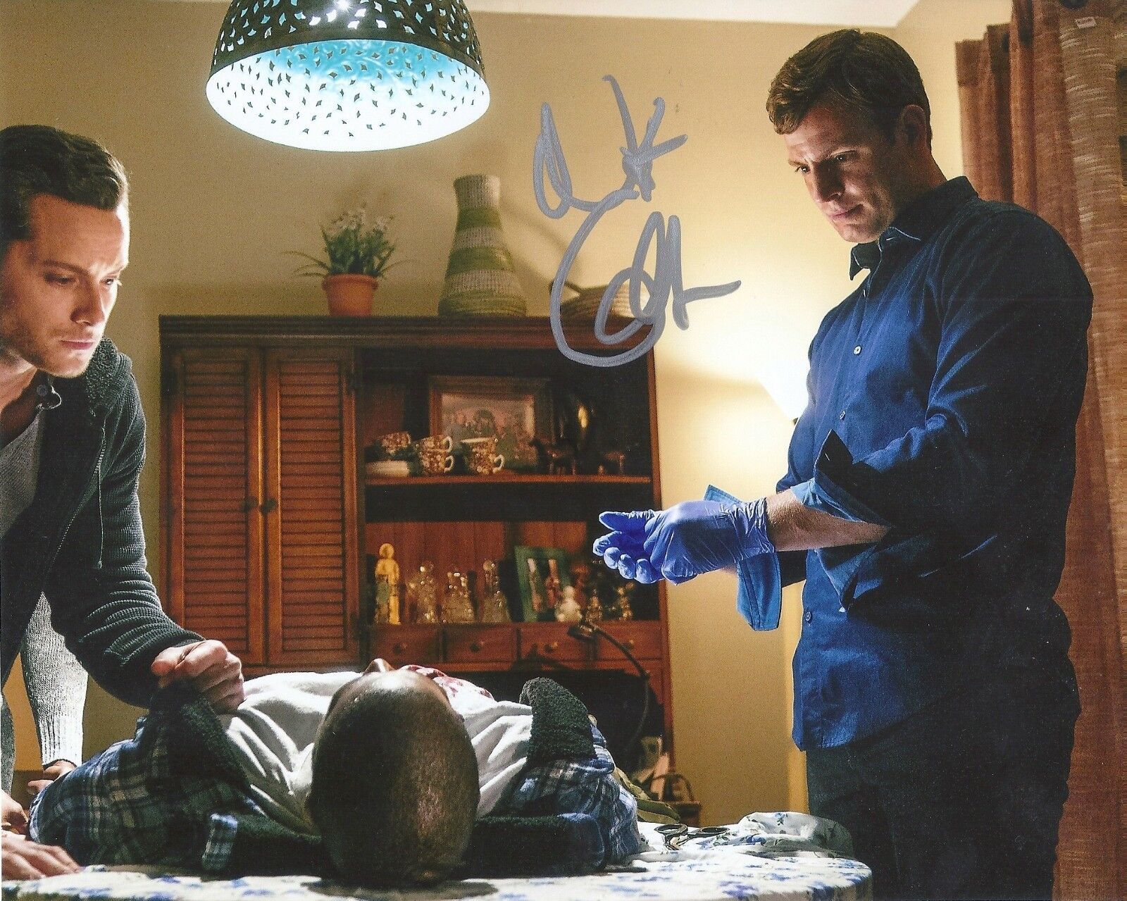 NICK GEHLFUSS 'CHICAGO MED' DR WILL HALSTEAD SIGNED 8X10 PICTURE *COA 2