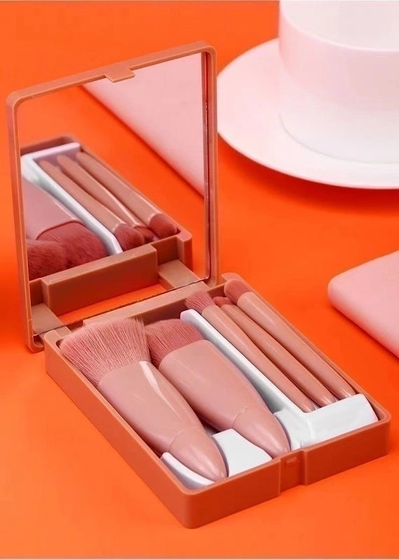 Minimalist Pink Artificial Fiber Makeup Brushes 1 Set