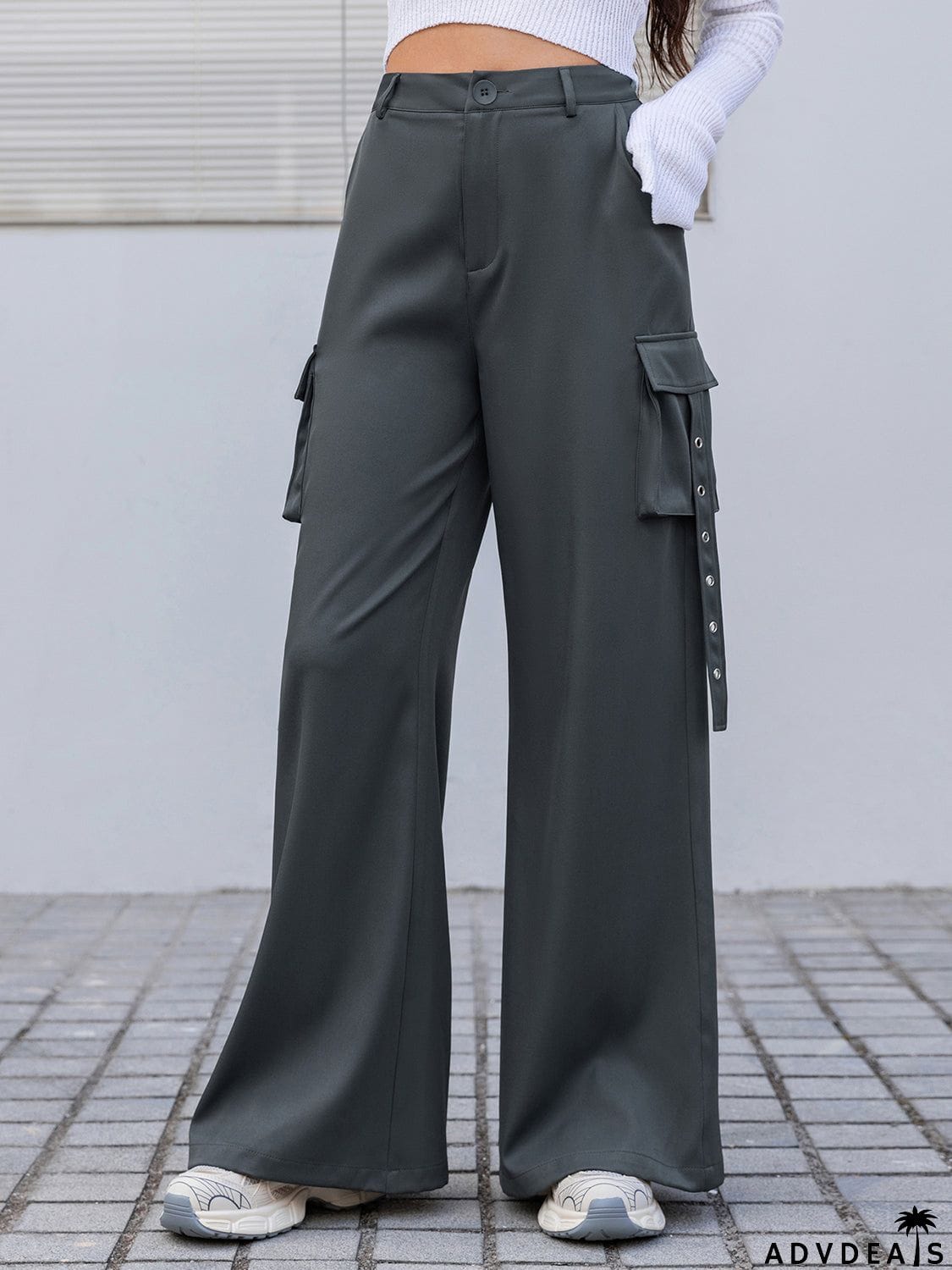 Wide Leg Cargo Pants