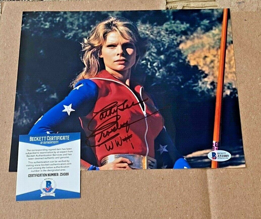 CATHY LEE CROSBY SIGNED WONDER WOMAN 8X10 Photo Poster painting BECKETT CERT BAS #2