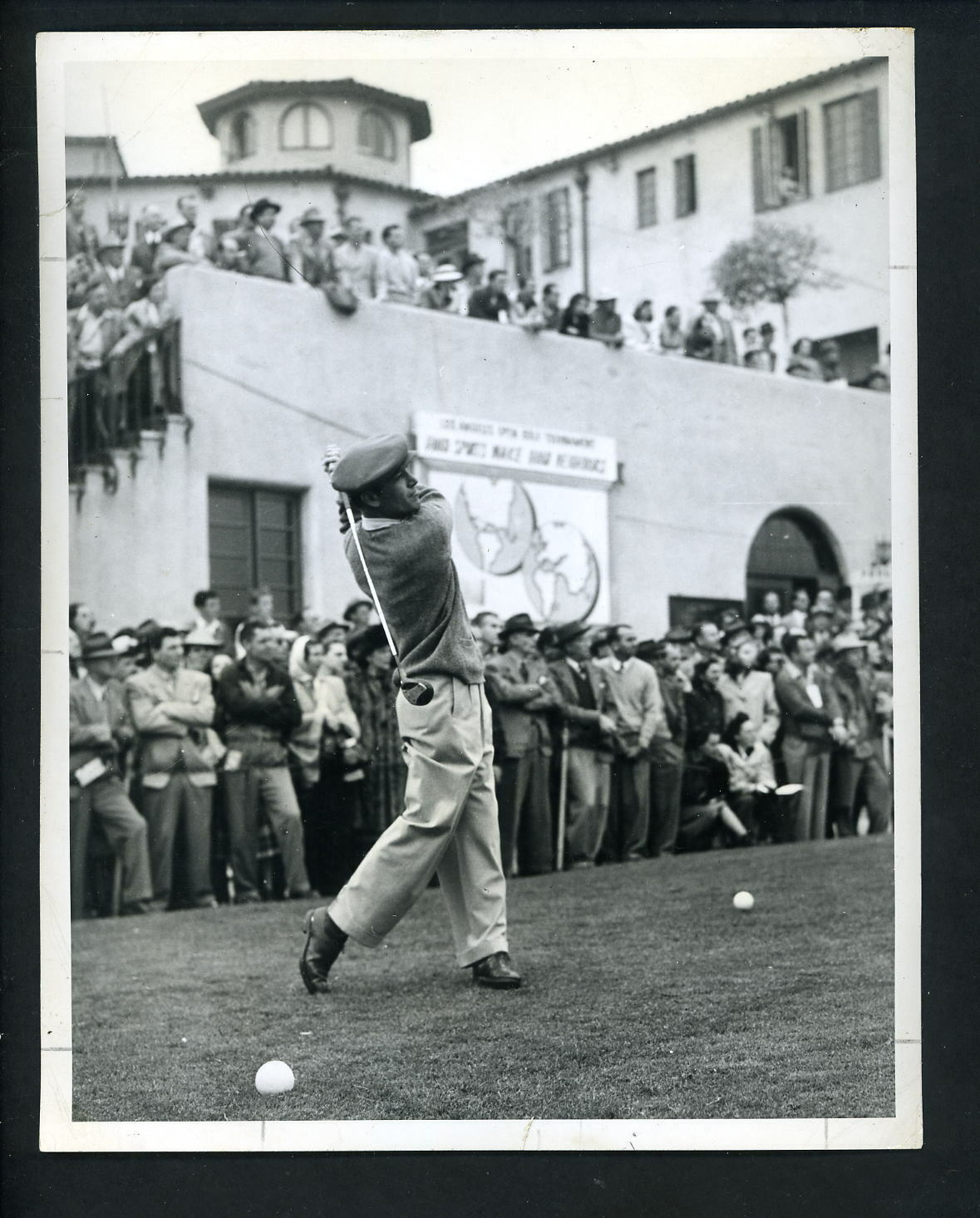 Ben Hogan tees off at 1948 Los Angeles Open at Riviera Country Club Press Photo Poster painting