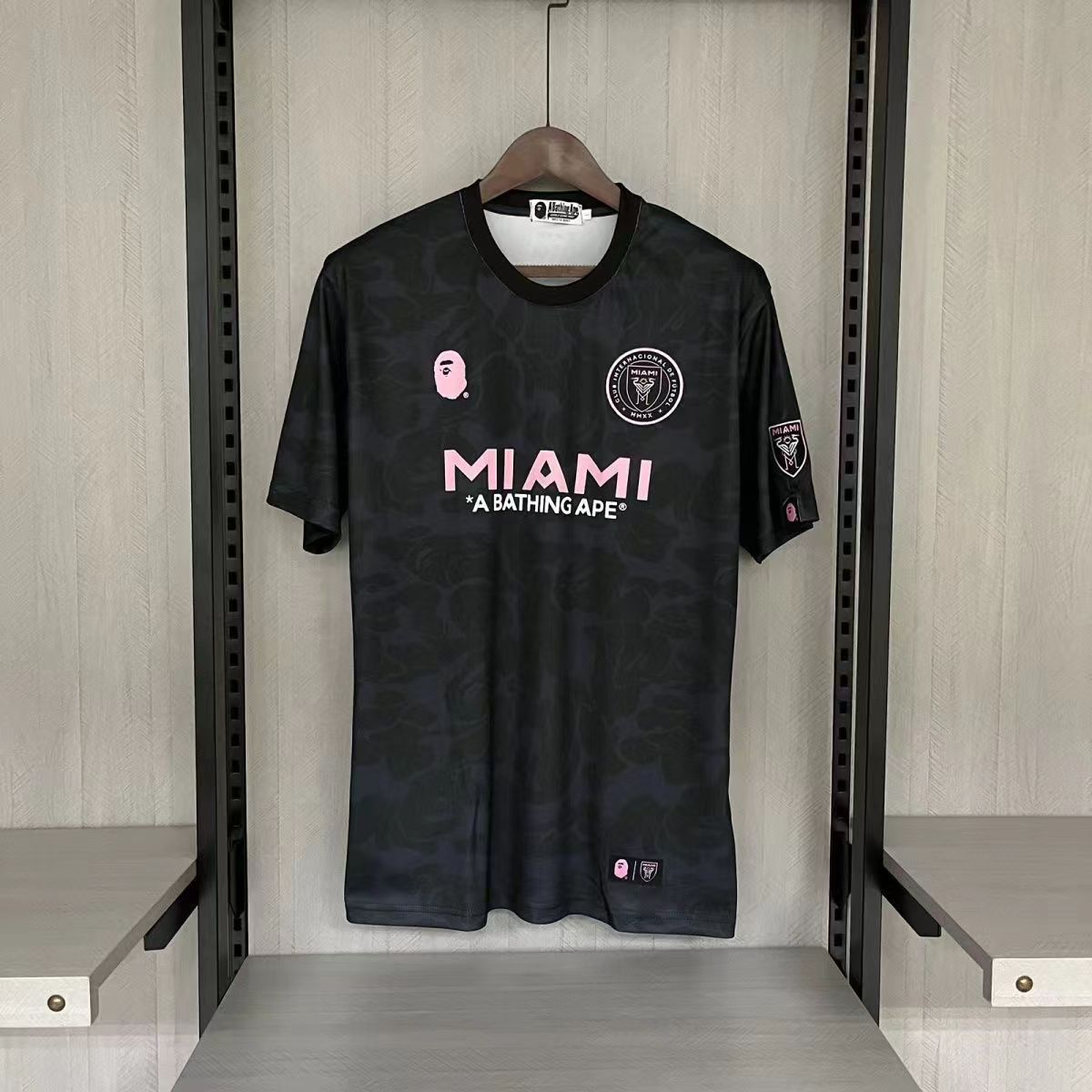 (BLACK)-24-H-INTM-SS-FANS-A04687