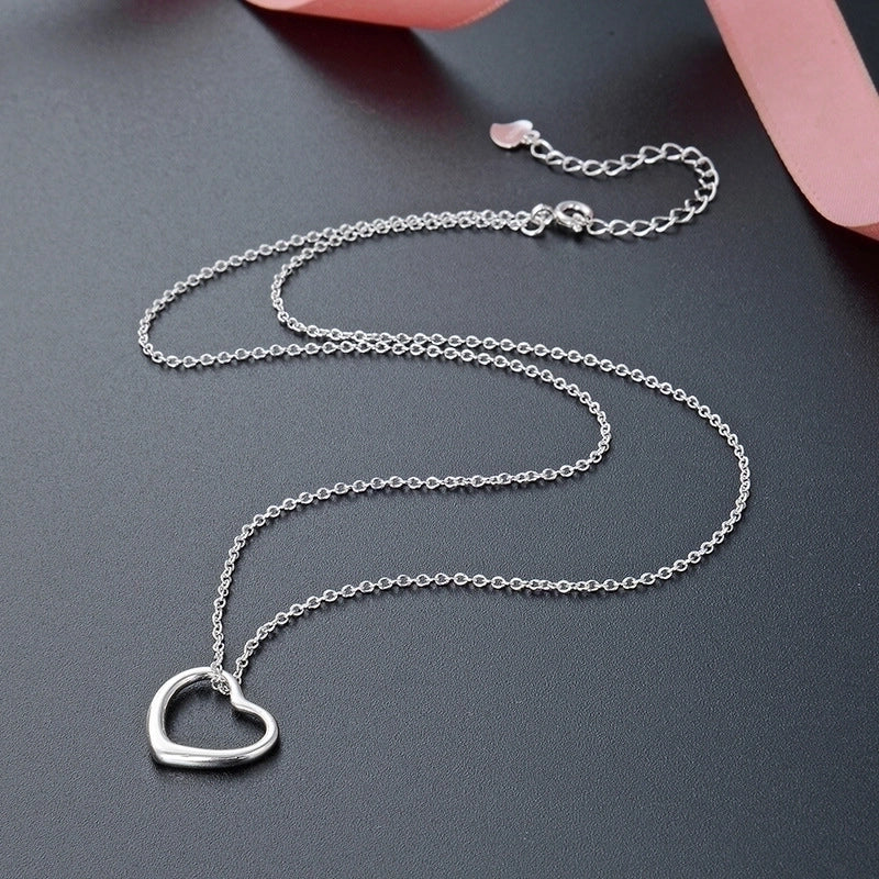 Hollow Out Big Love Silver Necklace Women’s Short Cross Clavicle Chain