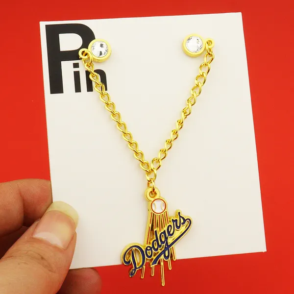 Foto del pin Baseball Hat Pendant 26