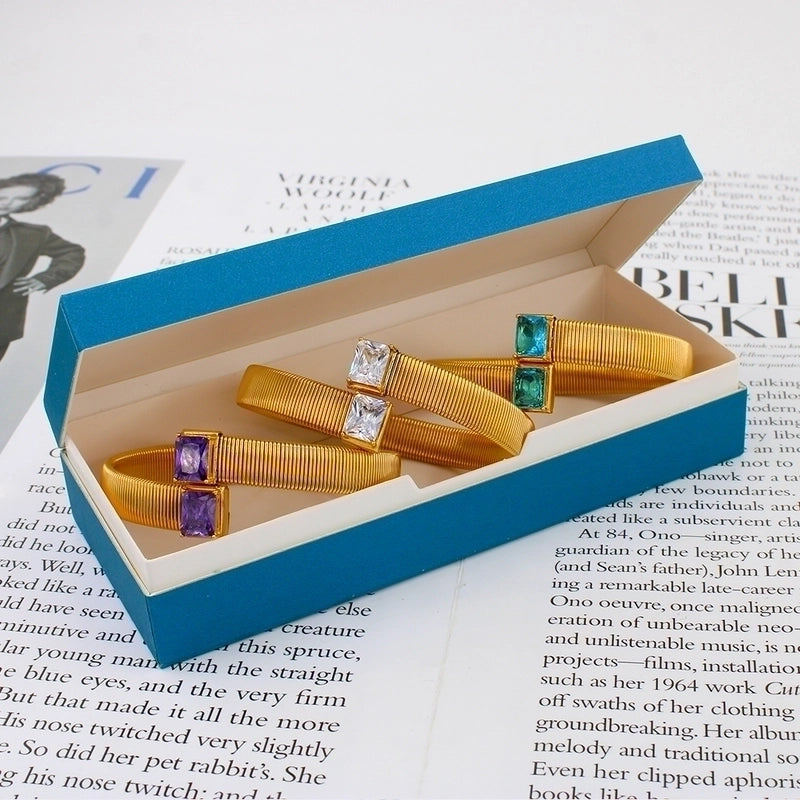 Vintage Style Vacation Solid Color 304 Stainless Steel 18K Gold Plated Zircon Bangle In Bulk4